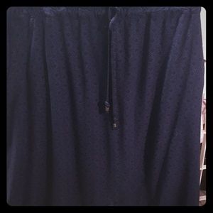 Eddie Bauer navy blue skirt with pockets